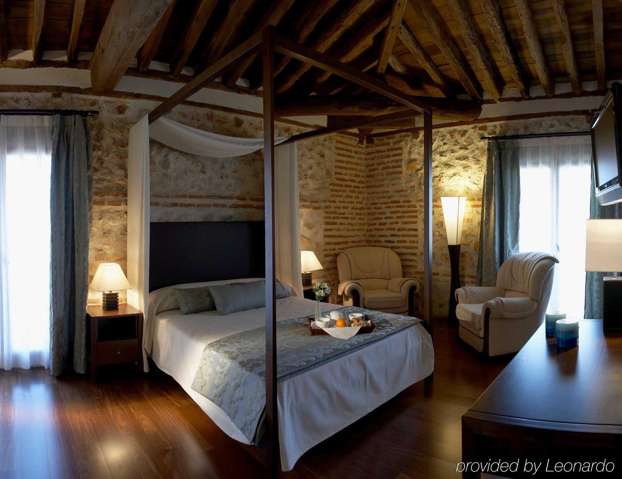 Hotel El Pontifical Santos De La Humosa Habitación foto